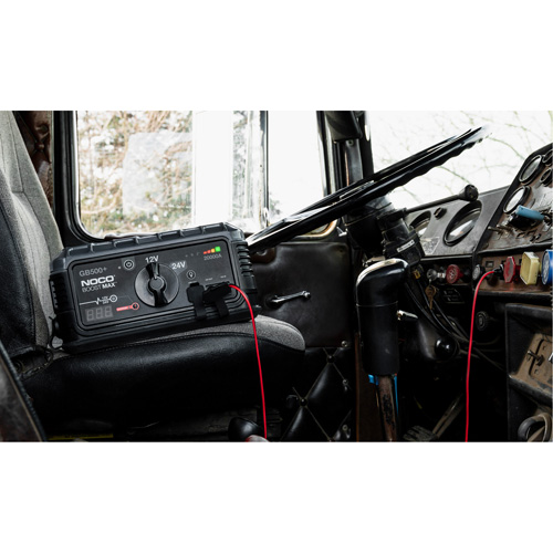 GB500+ Boost&reg; Max Jump Starter Nuna Depot Inc.