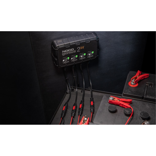 Chargeur de batterie 4 sorties de 8 A Genius 2X4 Nuna Depot Inc.