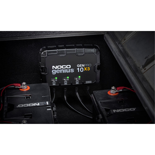 Chargeur de batterie embarqu&eacute; &agrave; 3 sorties de 30 amp&egrave;res GenPro10X3 Genius Nuna Depot Inc.