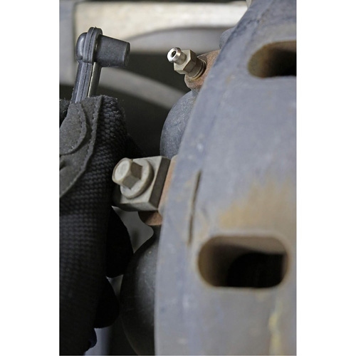 Trousse dentretien automobile et de purge de freins Nuna Depot Inc.