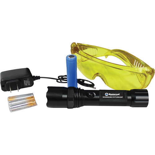 Lampe de poche UV rechargeable Nuna Depot Inc.