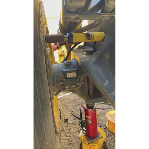 Single-Acting Cylinder Hydraulic Ram, 4.13" Stroke, 10 Ton(s) Capacity, 10000 PSI Nuna Depot Inc.