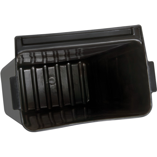 Clip-On Utility Bucket, 29.6 Quarts, Plastic Nuna Depot Inc.