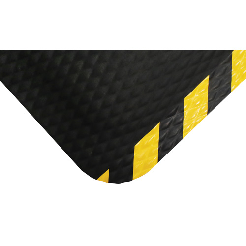 Tapis Hog Heaven, Losange, 4-4/5' x 8' x 5/8", Noir/Jaune, Nitrile Nuna Depot Inc.