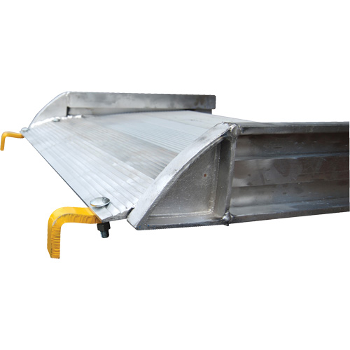 Aluminum Walk Ramp, 1000 lbs. Capacity, 38" W x 193-1/8" L Nuna Depot Inc.