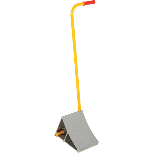 Cale de roues en aluminium avec poign&eacute;e, 7" la x 11-7/8" p x 7-11/16" h Nuna Depot Inc.