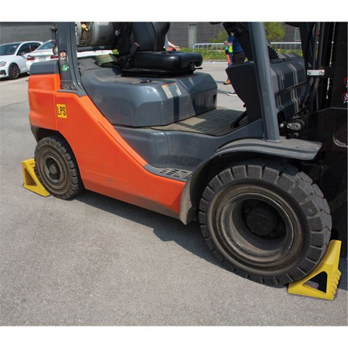 Cales-roue en fer Nuna Depot Inc.