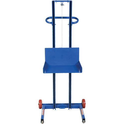 Plateforme &eacute;l&eacute;vatrice &agrave; profil bas pour charge l&eacute;g&egrave;re, M&eacute;canisme Treuil manuel, Capacit&eacute; de 400 lb, Levage max de 55" Nuna Depot Inc.