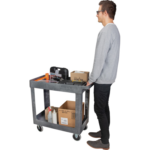 Chariot utilitaire pour l'entretien, 2 tiers, 16-1/2" x 32-1/2" x 34-1/2", Capacit&eacute; 550 lb Nuna Depot Inc.