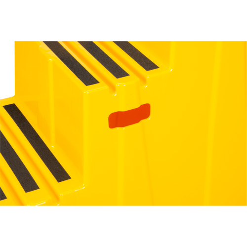 Industrial Step Stool, 3 Steps, 34-13/16" x 22-7/16" x 28-1/2" High Nuna Depot Inc.