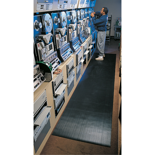 Standard Mat No.381, Ergonomic, 4' x 105' x 1/8", Black Nuna Depot Inc.