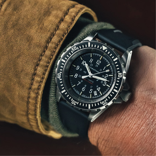 Grande montre automatique de plong&eacute;e, Num&eacute;rique, &agrave; piles, 41 mm, Noir Nuna Depot Inc.