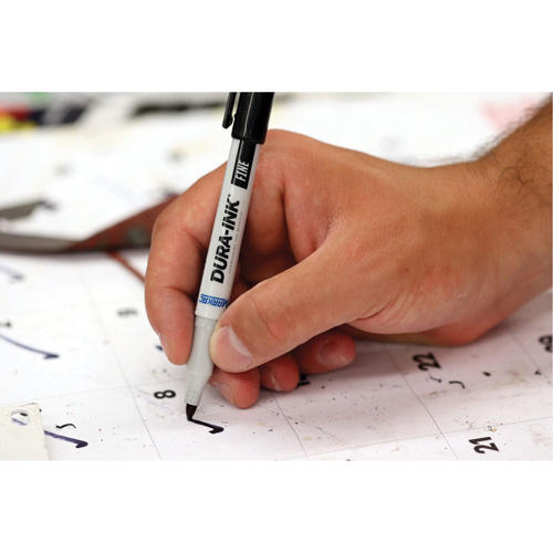 Dura-Ink&reg; Markers - #15, Black, Fine Tip Nuna Depot Inc.