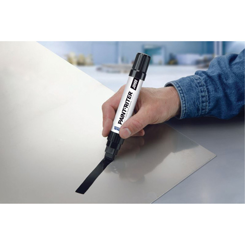 Pro-Max&reg; Paint Markers, Liquid, White Nuna Depot Inc.