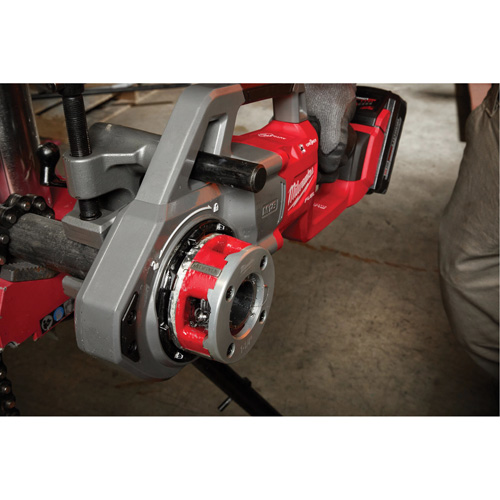 M18 Fuel Compact Pipe Threader, 1-1/4" Pipe Thread Nuna Depot Inc.
