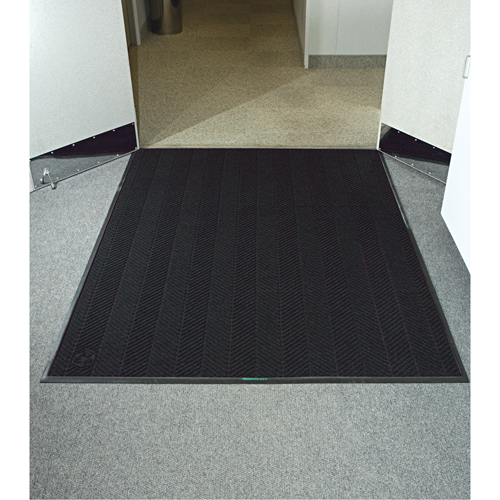 Tapis WaterHog Max Classic &agrave; motif chevrons, Essuie-pieds/grattoir, 3' x 5' x 3/8", Fum&eacute;e noire Nuna Depot Inc.