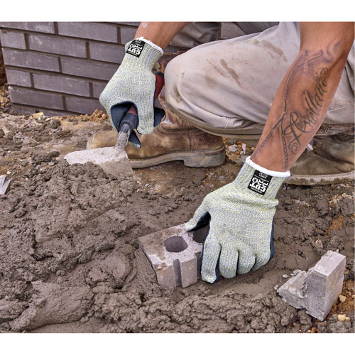 Gants r&eacute;sistants aux coupures Hero, Taille Petit/7, Calibre 7, Enveloppe en Acier inoxydable/Kevlar/PEHD, ANSI/ISEA 105 niveau 4 Nuna Depot Inc.