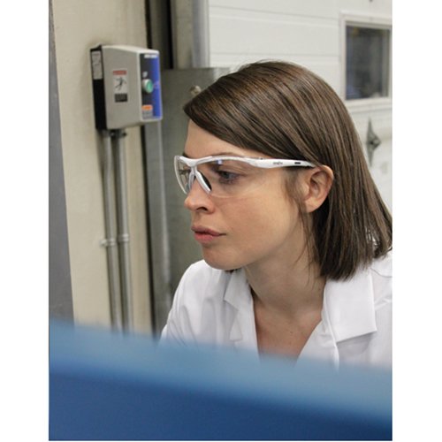 Lunettes de s&eacute;curit&eacute; s&eacute;rie Z1500, Lentille Transparent, Anti-&eacute;gratignures, R&eacute;pond ou surpasse la norme CSA Z94.3 Nuna Depot Inc.