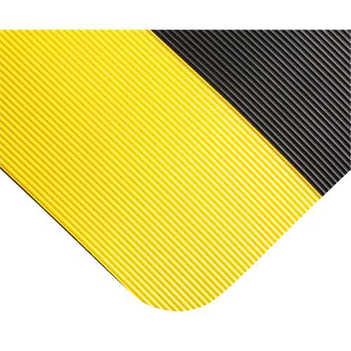 Tapis tr&egrave;s robuste pour panneau de contr&ocirc;le No 720, Ondul&eacute;, 3' x 10' x 5/8", Noir/Jaune, PVC Nuna Depot Inc.