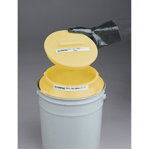 Couvercle pour entonnoirs Poly-Pail Funnel Nuna Depot Inc.