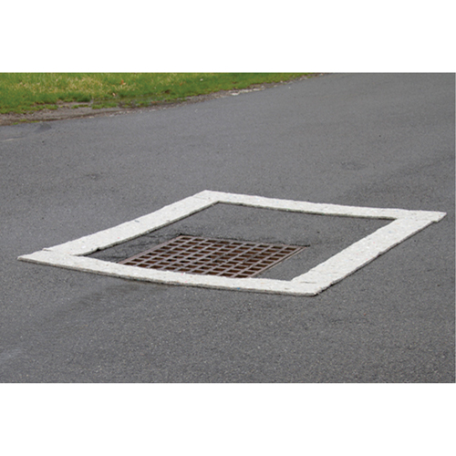 Spilltration Husky Strips, Oil Only, 64" x 8", 4 gal. Absorbancy Nuna Depot Inc.