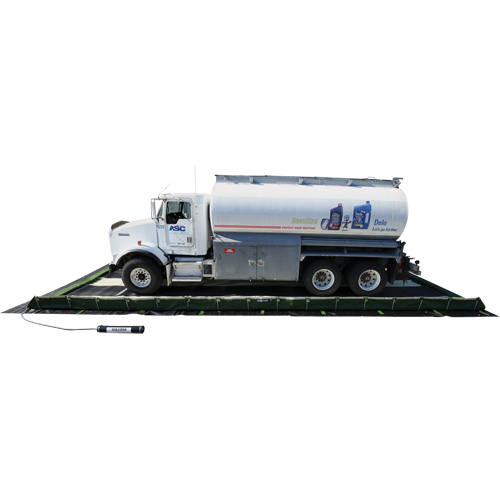 Ride-Side Berm Secondary Containment for Vehicles, 7,500 US gal. Capacity, 20' W x 40' L x 15" H, L-Bracket Nuna Depot Inc.