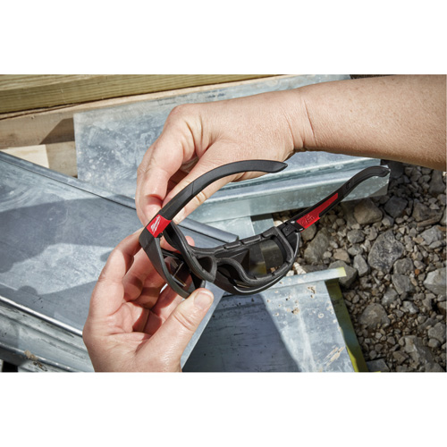 Performance Safety Glasses with Gasket, Black Lens, Polarized, Meets/Exceeds CSA Z94.3 Nuna Depot Inc.