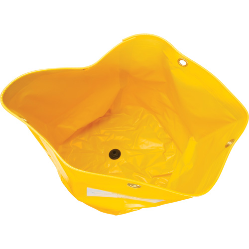 Pipe Leak Diverter, 1.5' L x 1.5' W, HDPE Nuna Depot Inc.