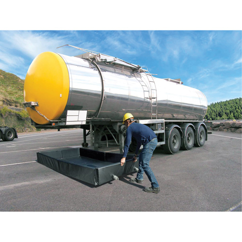 Ultra-Tanker Berm, 374 US gal. Capacity, 5' W x 10' L x 12" H, Foam Wall Nuna Depot Inc.