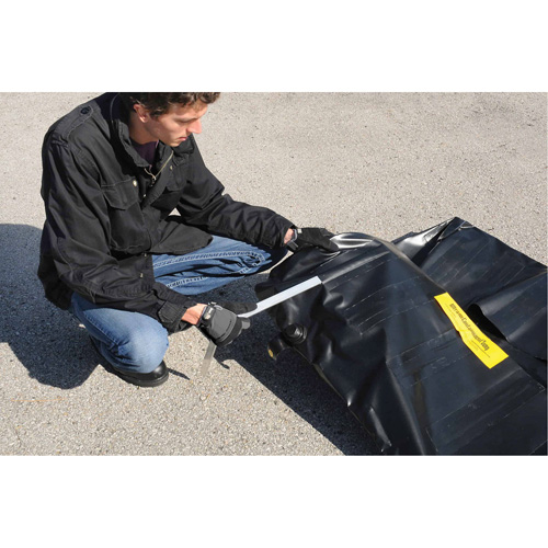 Conteneur flexible pour r&eacute;servoir de carburant avec drain Ultra-550 Containment Sump, 102" lo x 72" la, 650 gal. US Capacit&eacute; Nuna Depot Inc.