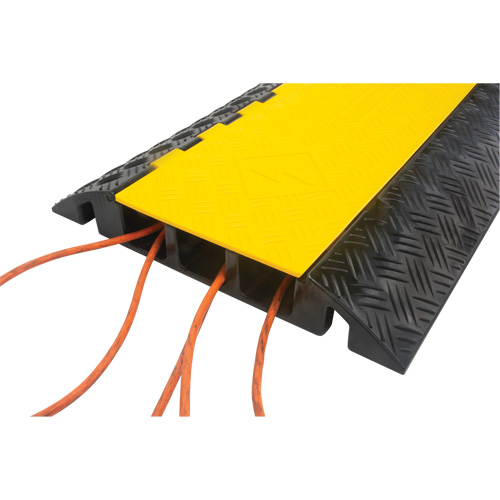 Polyurethane Cable Protector, 3 Channels, 35.43" L x 19.69" W x 3" H Nuna Depot Inc.