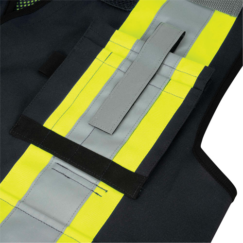 6679 Veste d'arpenteur antimicrobienne haute visibilit&eacute; avec dos en maille, Noir, Petit, Polyester Nuna Depot Inc.