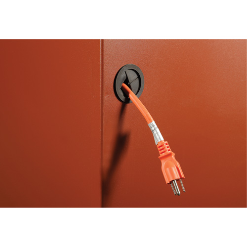 Coffre de chantier et surface de travail sur le terrain, 33" la x 63" p x 80" h, Acier, Rouge Nuna Depot Inc.