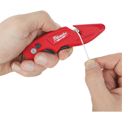 Couteau utilitaire rabattable Fastback, 2" lame, lame en Acier au carbone, poign&eacute;e en M&eacute;tal Nuna Depot Inc.