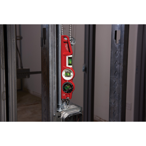 Niveau torpille moul&eacute; sous pression verrouillable avec fiole 360 degr&eacute;s, 10" lo, Aluminium, 3 fioles, Magn&eacute;tique Nuna Depot Inc.
