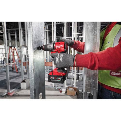 Ensemble perceuse/visseuse M18 FUEL, Lithium-ion, 18 V, Mandrin 1/2", Couple 1400 lp-po Nuna Depot Inc.