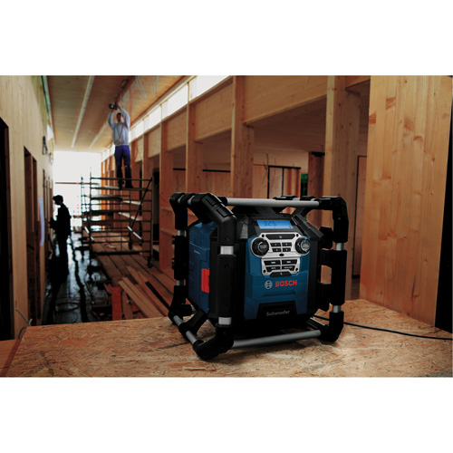 Jobsite Radio with Bluetooth&reg; 5.0 & Power Station, Lithium-Ion, 18 V Nuna Depot Inc.