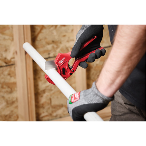 Ratcheting Pipe Cutter, 1-5/8" Capacity Nuna Depot Inc.