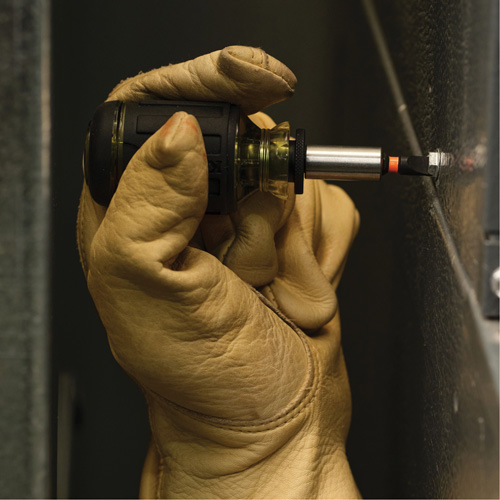 Tournevis tronqu&eacute; multi-embouts de longueur ajustable 8-en-1, 4-4/5" lo, Prise Coussin&eacute;e Nuna Depot Inc.