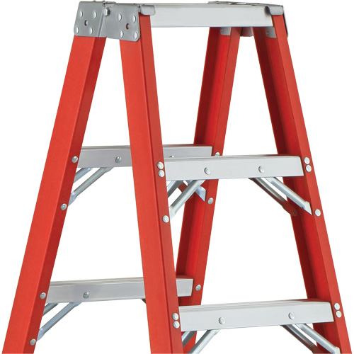 6600 AA Series Industrial Extra Heavy-Duty 2-Way Stepladders, Fibreglass, 375 lbs. Capacity, 4' Nuna Depot Inc.