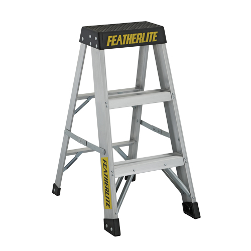 Industrial Extra Heavy-Duty Step Stool/Ladders, 3', Aluminum, 300 lbs. Capacity, Type 1A Nuna Depot Inc.