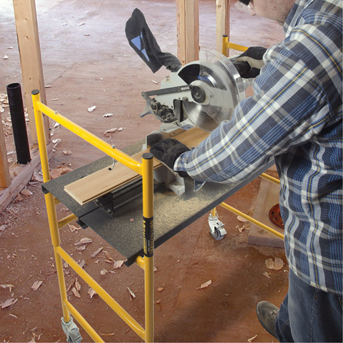 Ensemble de petit &eacute;chafaudage de base de 4' Jobsite Series, Cadre Acier, 41" p x 45-3/4" h Nuna Depot Inc.