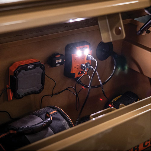 Bloc multiprise magn&eacute;tique Powerbox 1, 4 Prise(s), 5', 120 V Nuna Depot Inc.