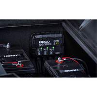 Chargeur de batterie embarqu&eacute; &agrave; 3 sorties de 15 amp&egrave;res Gen5X3 Genius Nuna Depot Inc.
