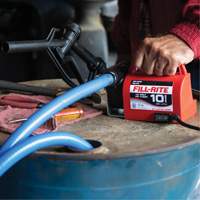 Pompe de transfert de carburant 12 V CC avec pistolet Nuna Depot Inc.