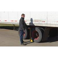 Cale de roue avec poign&eacute;e ergonomique, Acier, Jaune, 8" la x 10-3/4" p x 9-1/8" h Nuna Depot Inc.