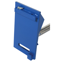Fl&egrave;che de chariot &eacute;l&eacute;vateur pour tapis, 108-1/2" longueur, Install&eacute; sur tablier, Capacit&eacute; de 2500 lb Nuna Depot Inc.