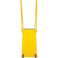 Industrial Step Stool, 4 Steps, 44" x 22-1/4" x 65-1/8" High Nuna Depot Inc.