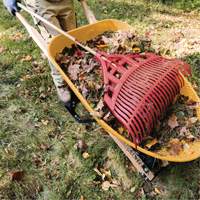 Leaf Rake, 24" Blade, Wood Handle, Plastic Blade Nuna Depot Inc.