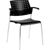 Chaises empilables  